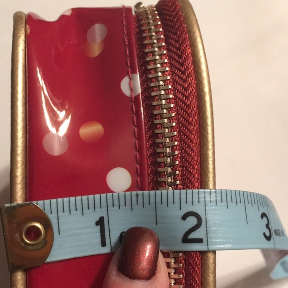 Cosmetic bag NWOT from The Creme Shop - Picture 4 of 5